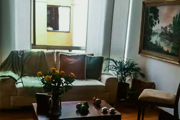 Picture of VICO Habitación limpia, iluminada y segura, an apartment and co-living space