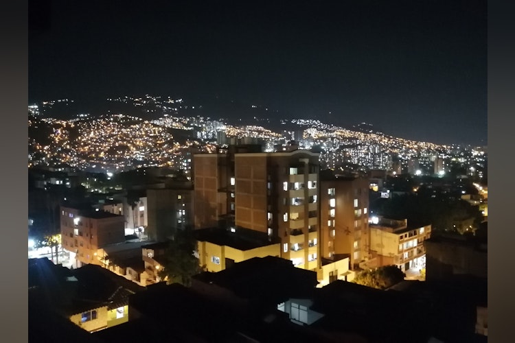 Picture of VICO ⭐ con TERRAZA cerca LAURELES ❤ ⭐ 1cama+1sofacama 401, an apartment and co-living space in Medellín