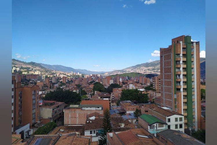 Picture of VICO ☆ 2 BEDROOMS ☆ 2bed+1sofabed near LAURELES ❤, an apartment and co-living space in Medellín