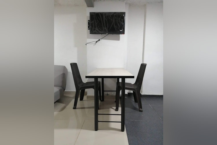 Picture of VICO GROUND FLOOR in San Pablo - near POBLADO metro and Olaya Herrera Airport, an apartment and co-living space in Br. Santa Fé
